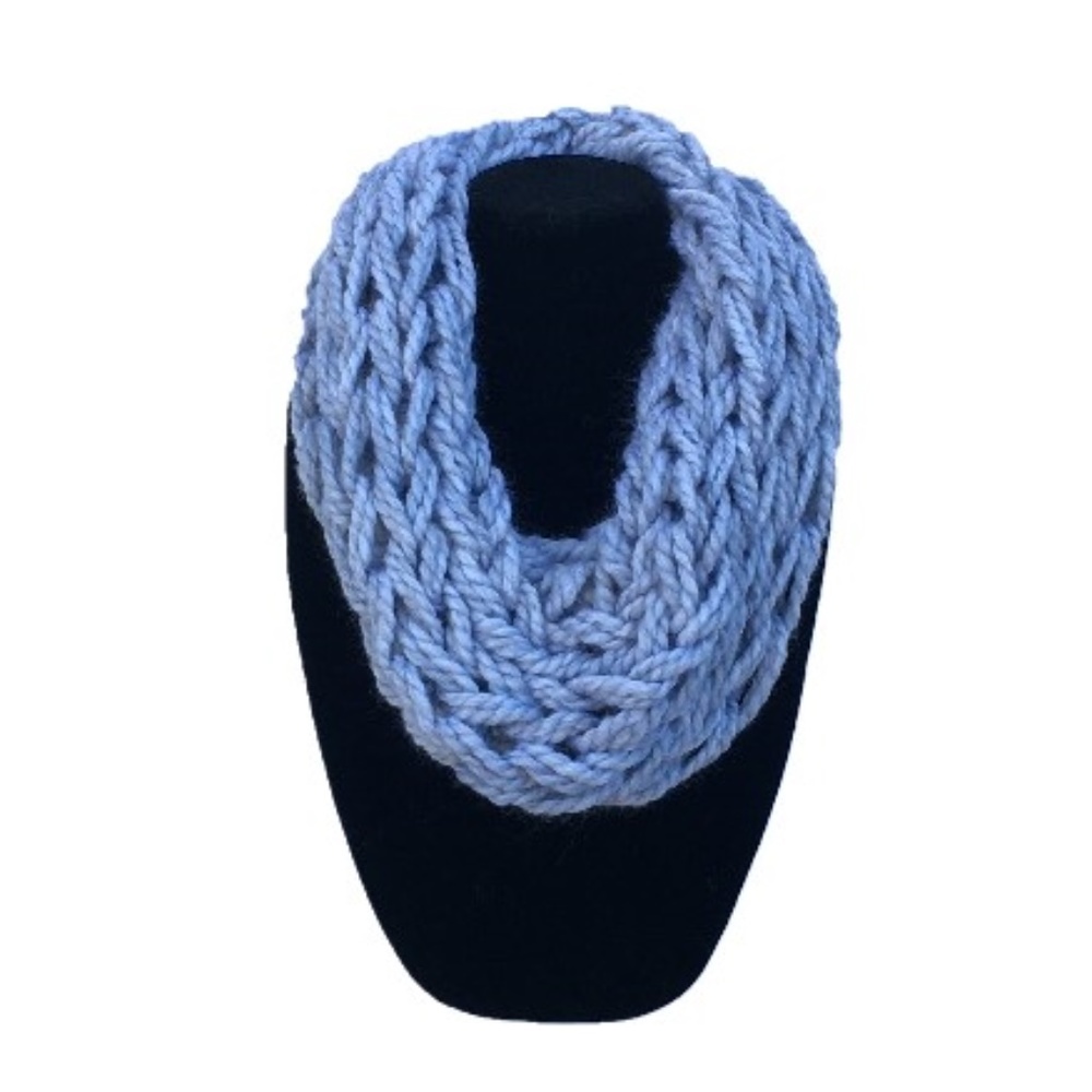NWOT Handknit Light Gray Infinity Scarf
